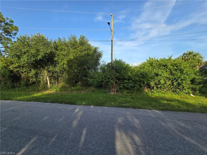 Property Photo: 6009 Joplin Ave FL 33905