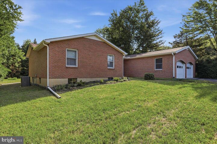 Property Photo: 121 Belle Boyd Boulevard WV 25428
