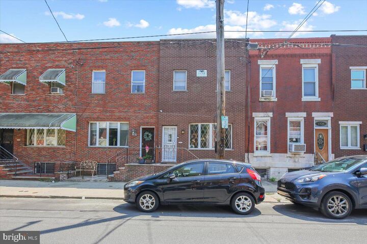 Property Photo: 1118 Wolf Street PA 19148