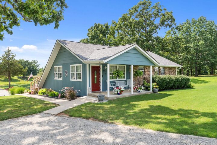 Property Photo:  12 Sunrise Court  AR 72653 