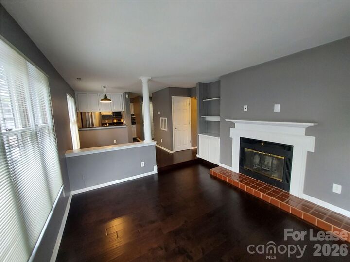 Property Photo: 226 Queens Road 68 NC 28204
