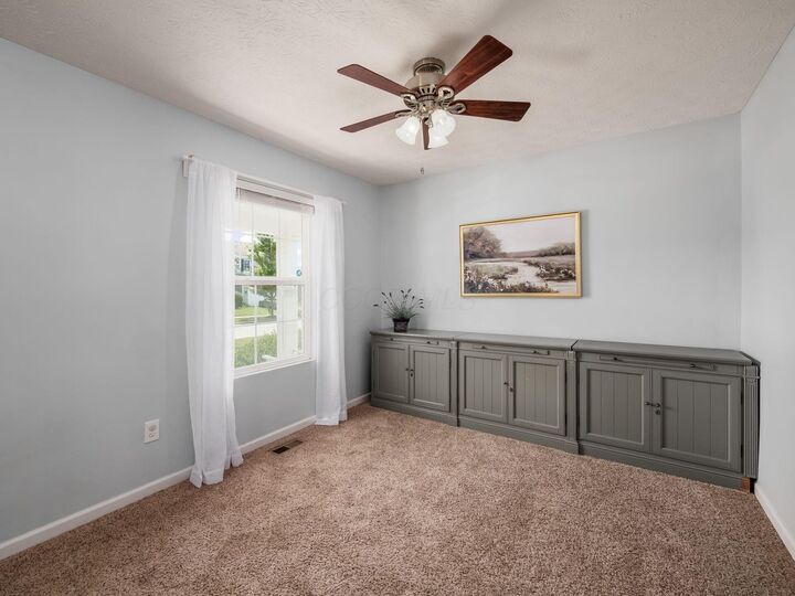 Property Photo: 530 Harness Place OH 43040