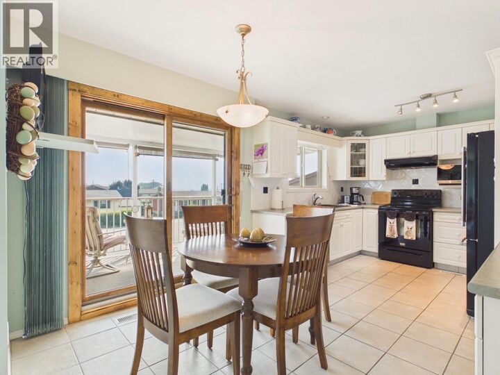 Property Photo: 20 Santa Rosa Place BC V0H 1V2