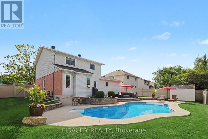 Property Photo: 21 West Ridge Drive ON K2S 1S4