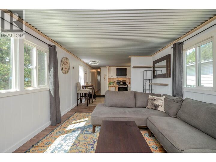 Property Photo: 770 11th Avenue 29 BC V2G 2M4