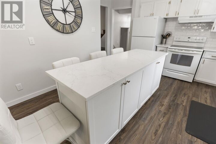 Property Photo:  386 Lambton Pl  ON P7C 5M1 