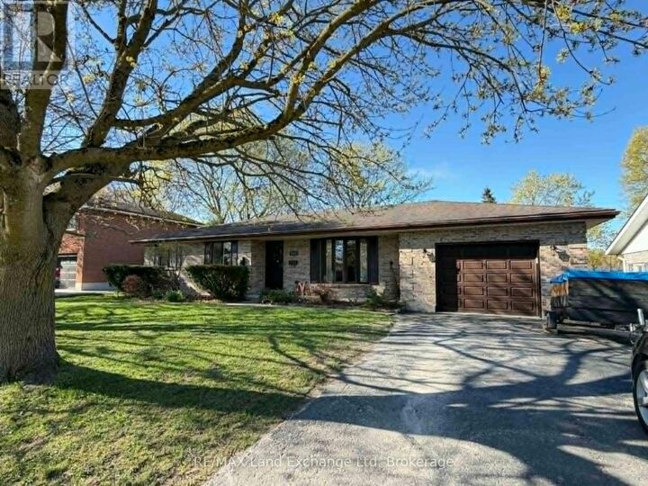 Property Photo: 142 Charles Street ON N0G 2W0