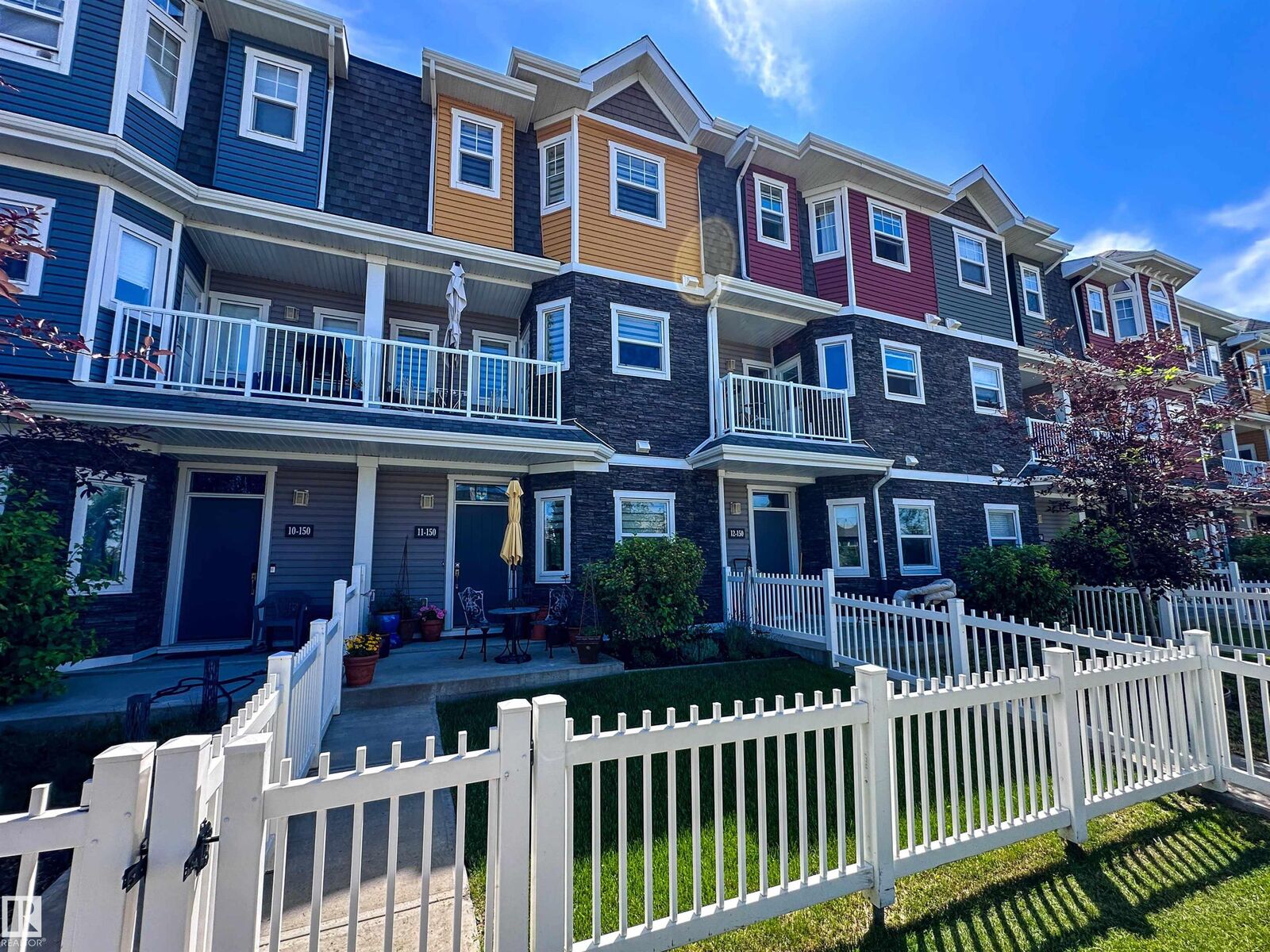 Property Photo: 150 Everitt Dr 11 AB T8N 7R8