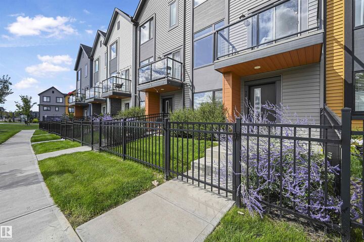 Property Photo: 1010 Rabbit Hill Road SW 72 AB T6W 4G7
