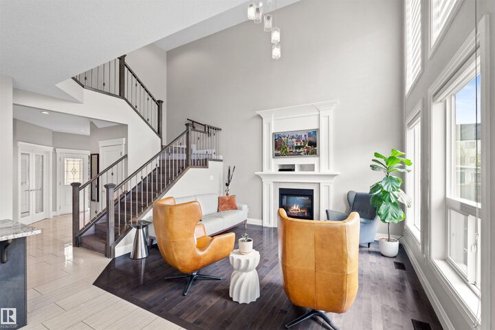 3807 Claxton Close SW — photo 1