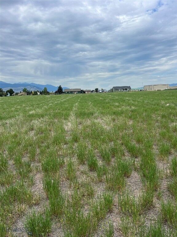 Property Photo: 27 N Centurion Way MT 59759