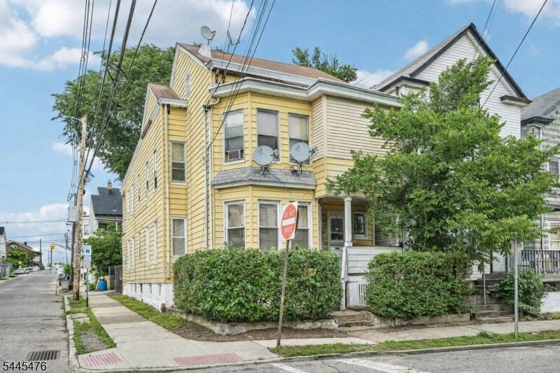 Property Photo: 174 Jasper St NJ 07522