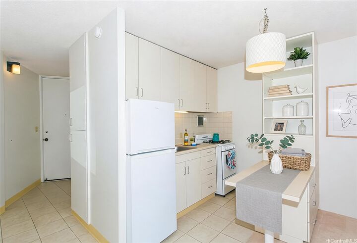 Property Photo: 750 Amana Street 204 HI 96814