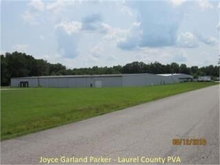 Property Photo:  415 Barbourville Road  KY 40744 