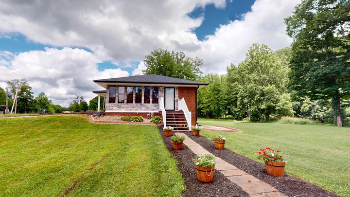 Property Photo: 19782 W US Highway 60 KY 41164