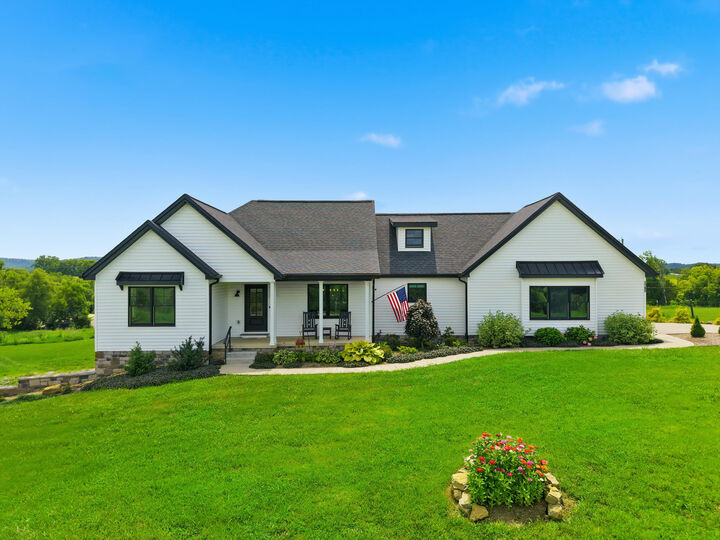 Property Photo:  1793 Kentucky Hwy 1770  KY 40484 