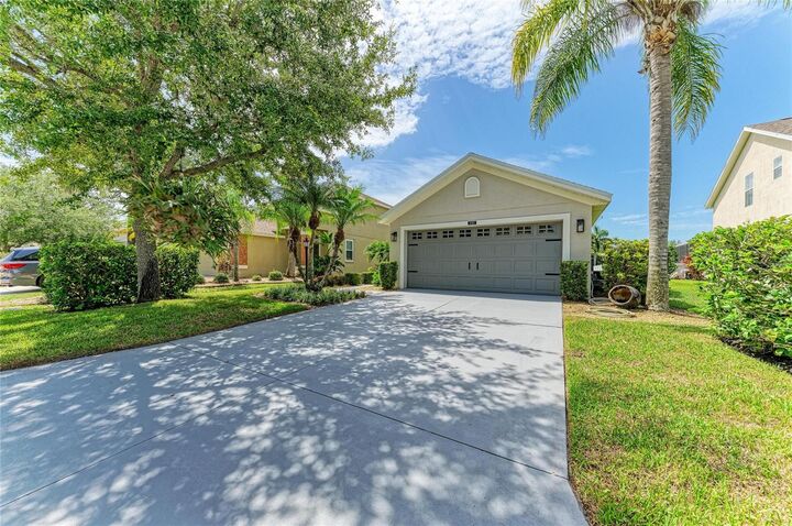 Property Photo:  14260 Gnatcatcher Terrace  FL 34202 