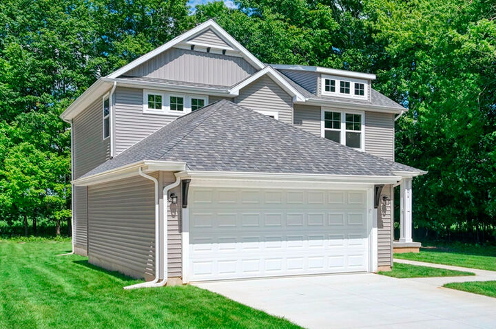 Property Photo:  570 W Wildwood Drive  MI 48867 