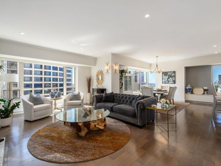 Property Photo: 800 N Michigan Avenue 4703 IL 60611