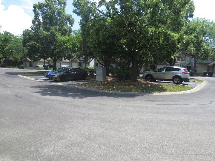 Property Photo: 1051 Rockport Drive 1051 IL 60188