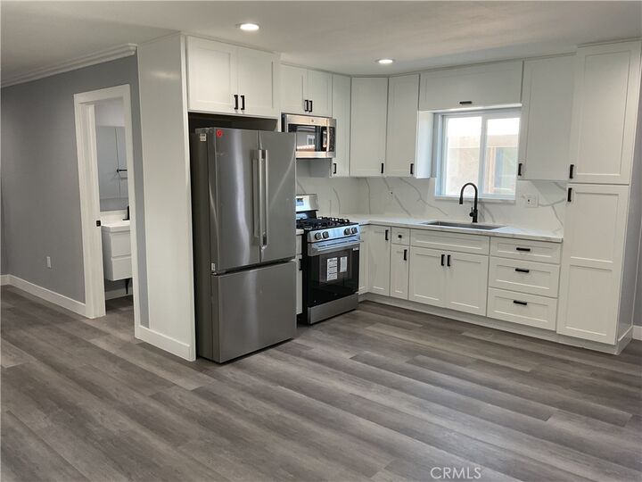 Property Photo:  1011 N Jackson Street  CA 92703 