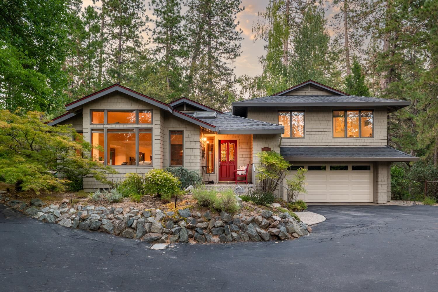Property Photo: 136 Orchard Street CA 95959