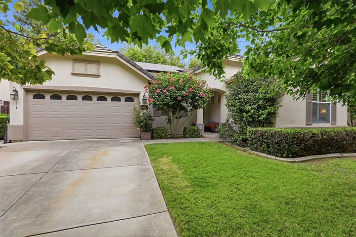 Property Photo:  11 Eastham Court  CA 95833 