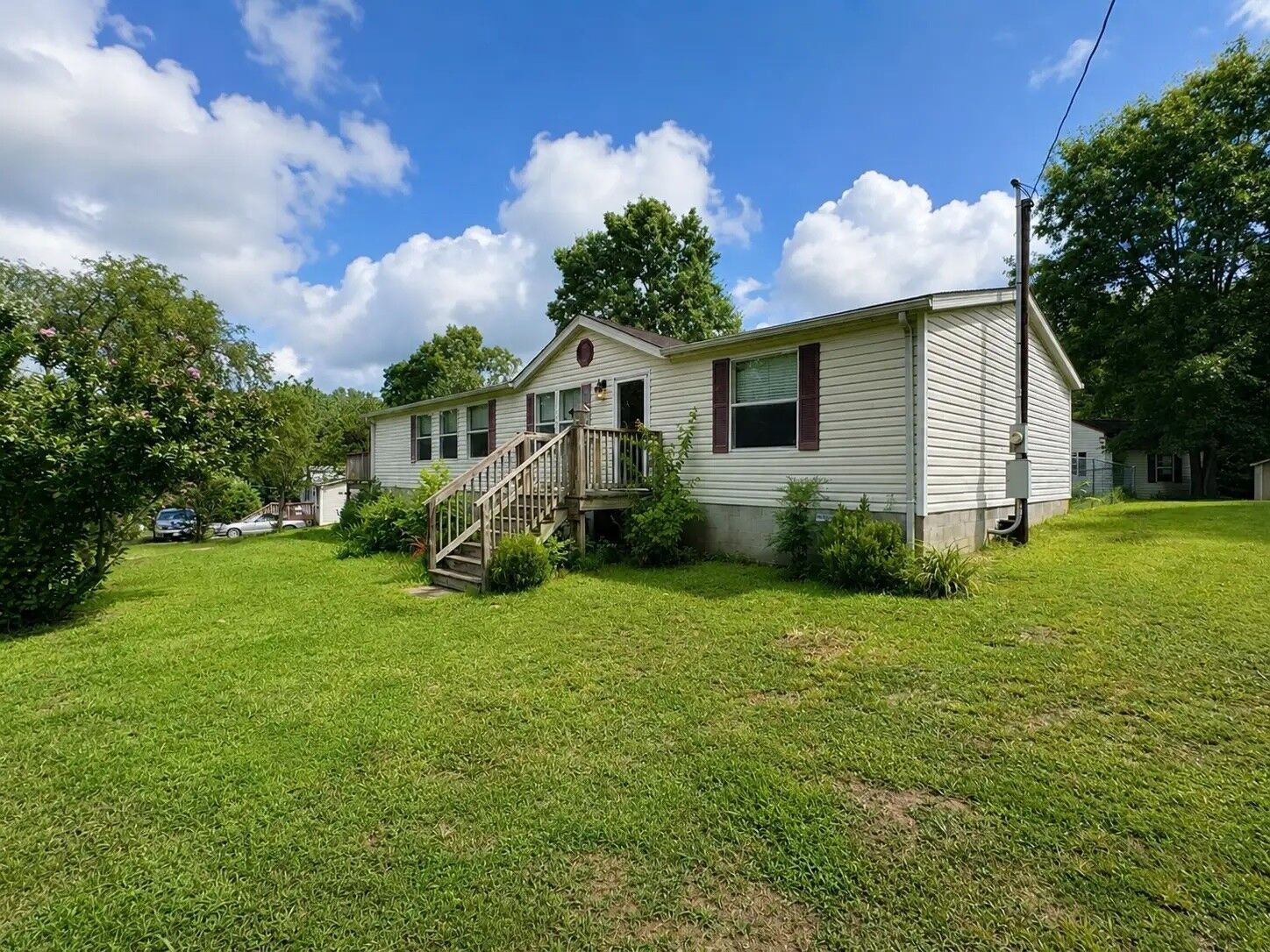 Property Photo: 318 Autumn Rd TN 37357