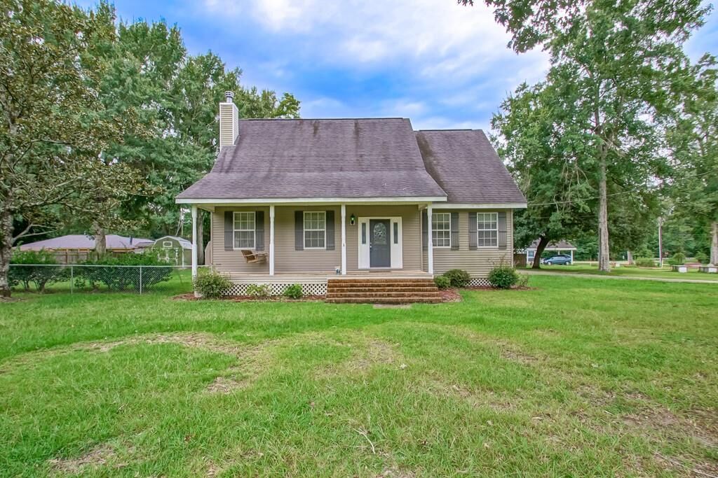 Property Photo:  42773 Robinwood Drive  LA 70403 