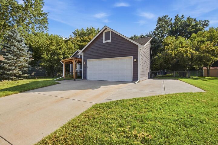 Property Photo:  17040 Glencoe Avenue  MN 55044 