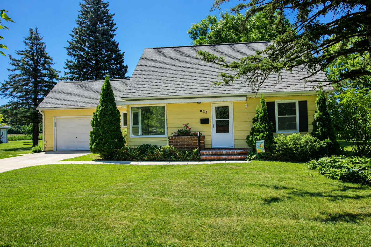 Property Photo: 822 Westwood Drive SW MN 56308