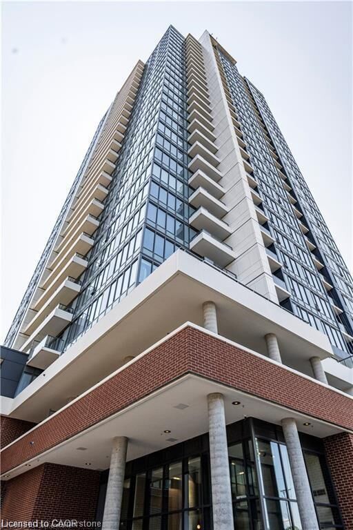Property Photo: 15 Wellington Street S 2504 ON N2G 0E4