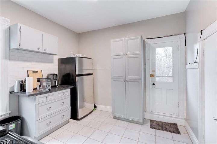 Property Photo:
