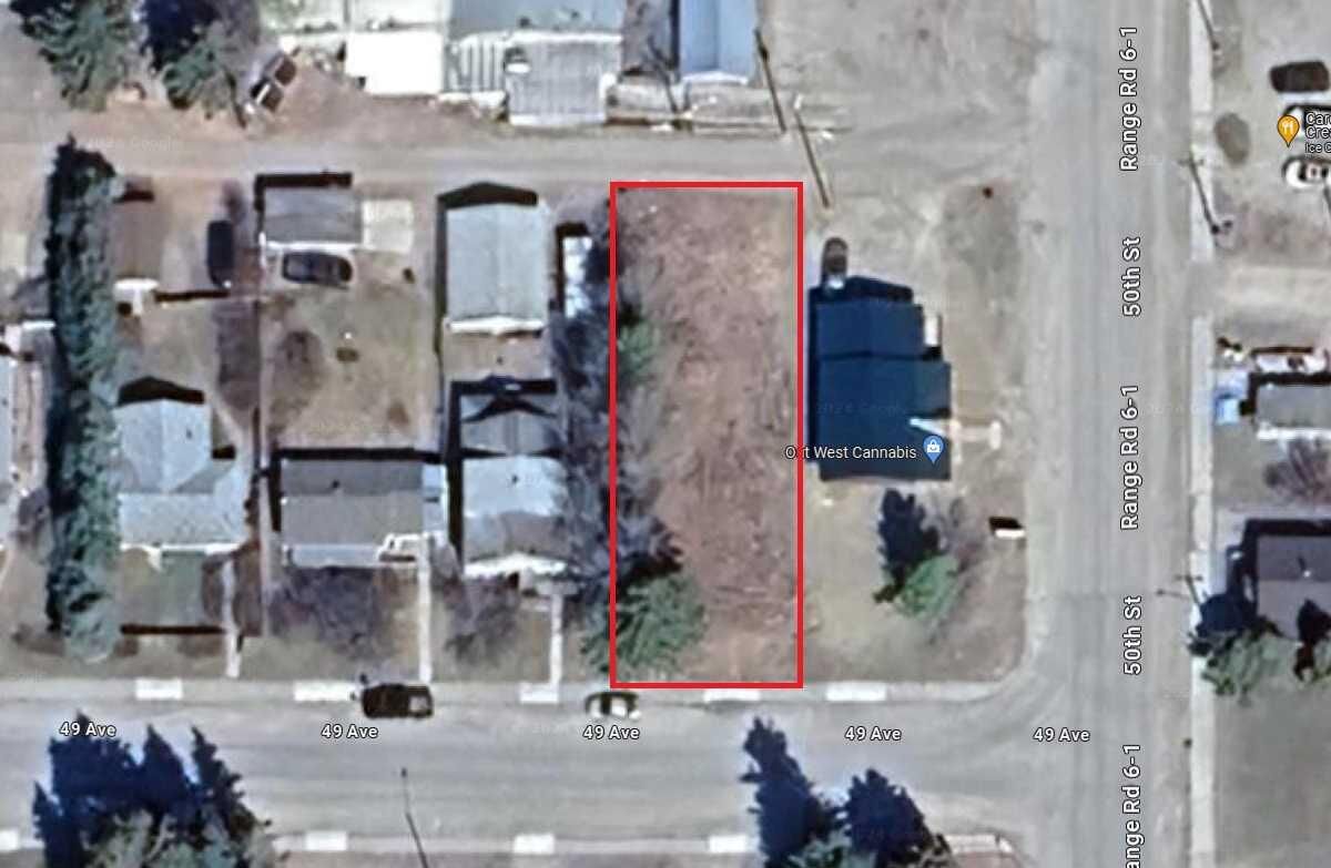 Property Photo: 5008 49 Avenue AB T0M 0M0