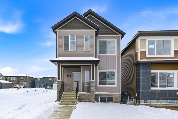 Property Photo: 440 Lewiston Landing NE AB T3P 2J5