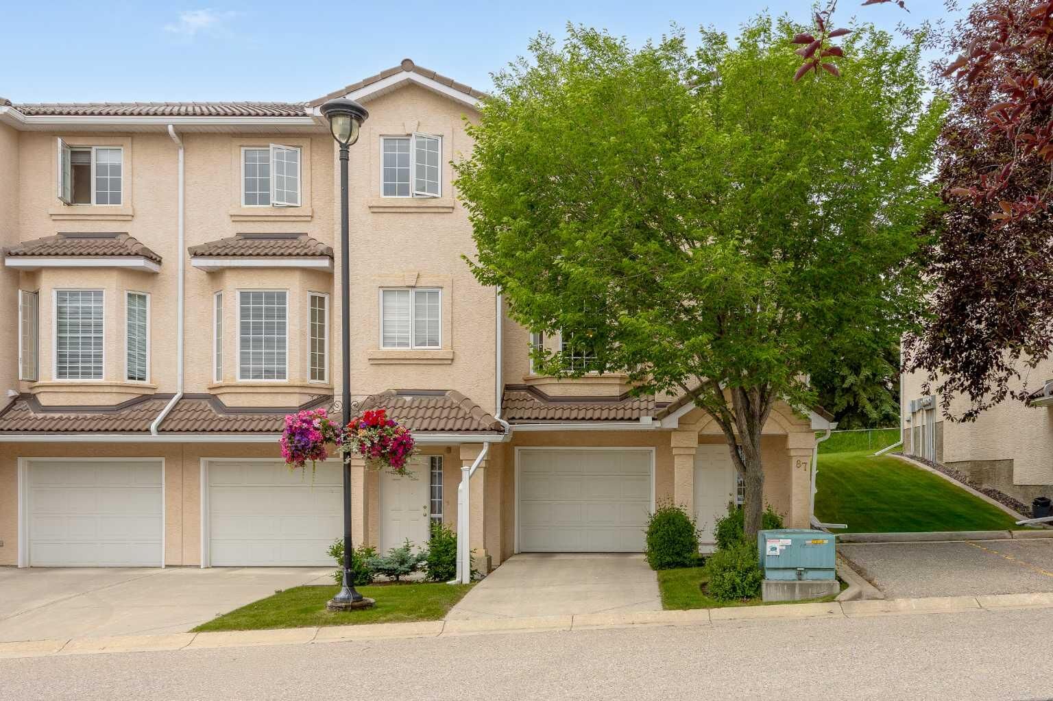 Property Photo: 87 Hamptons Link NW AB T3A 5V9