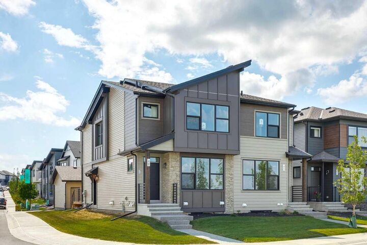 49 Silverton Glen Way SW — photo 1
