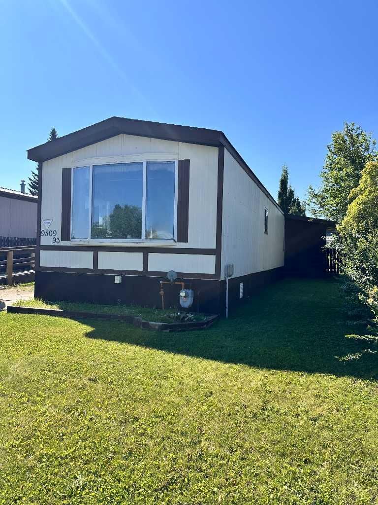 Property Photo: 9309 93 Avenue AB T0A 2C0