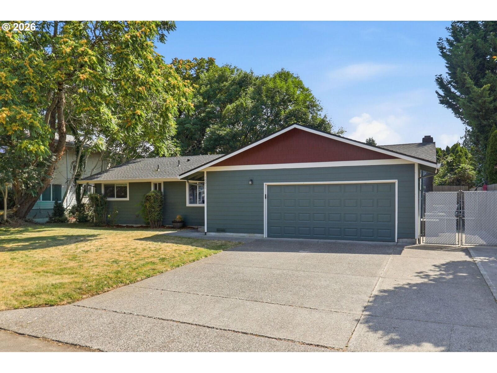 Property Photo: 10011 NW 27th Ave WA 98685