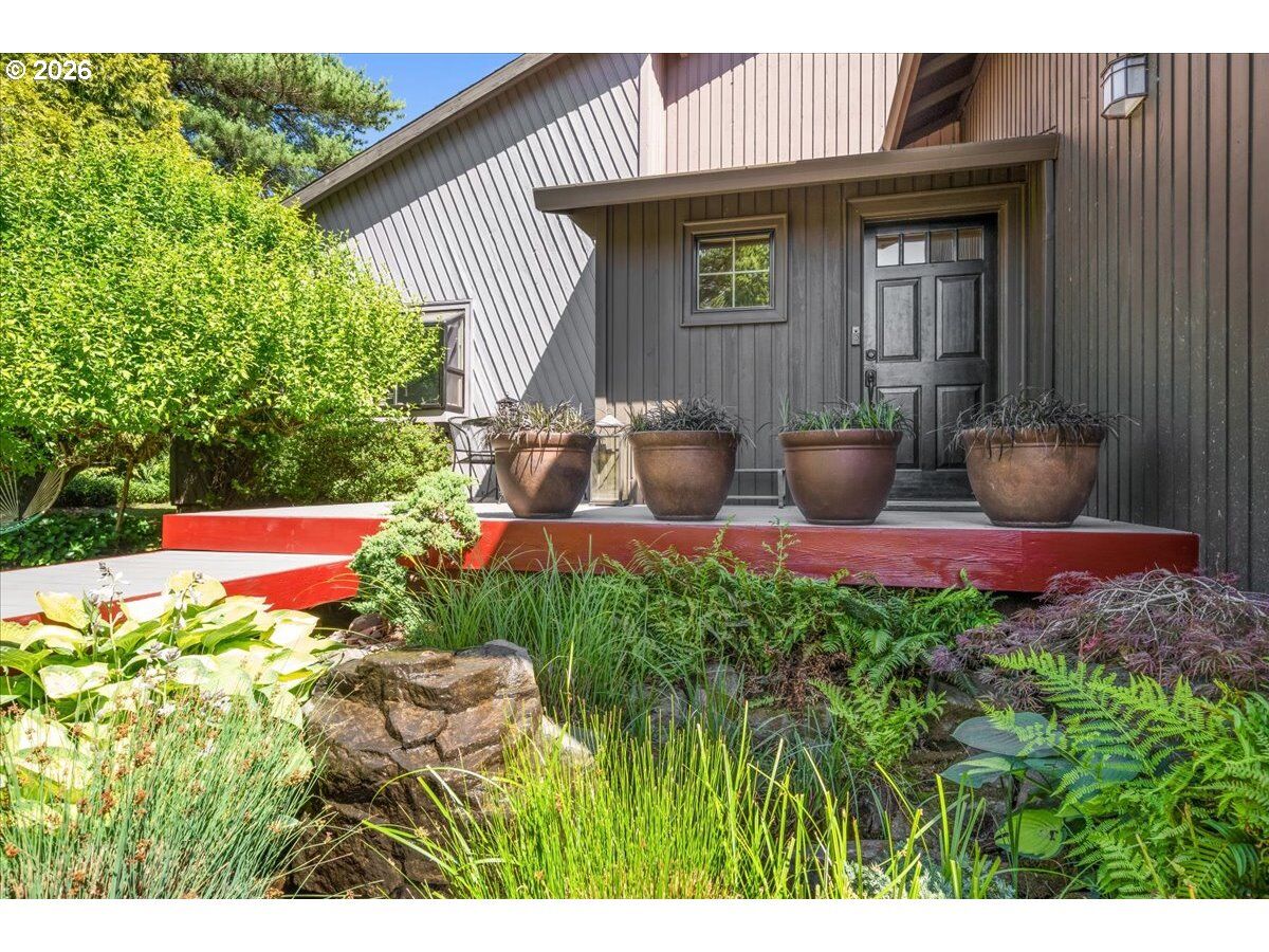 Property Photo: 11828 SE Knee Ct OR 97086