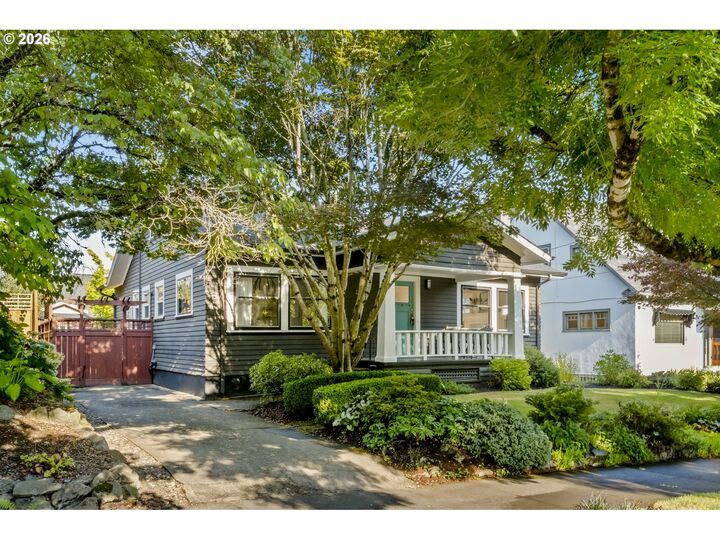 Property Photo: 2816 NE 26th Ave OR 97212