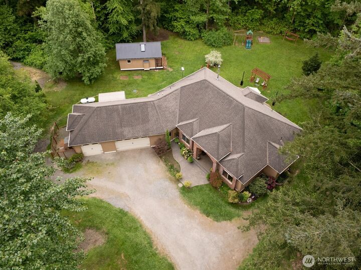 Property Photo: 2139 H St Road WA 98230