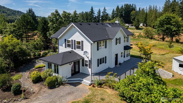 Property Photo: 4134 Squalicum Lake Road WA 98226