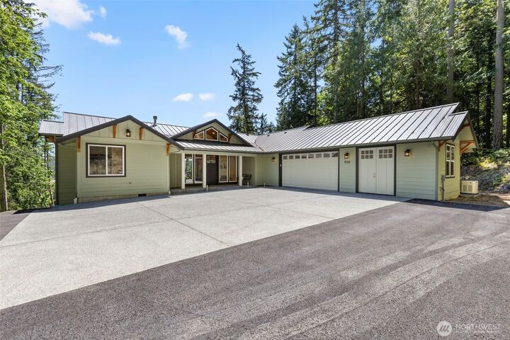 Property Photo: 1520 West Valley WA 98325