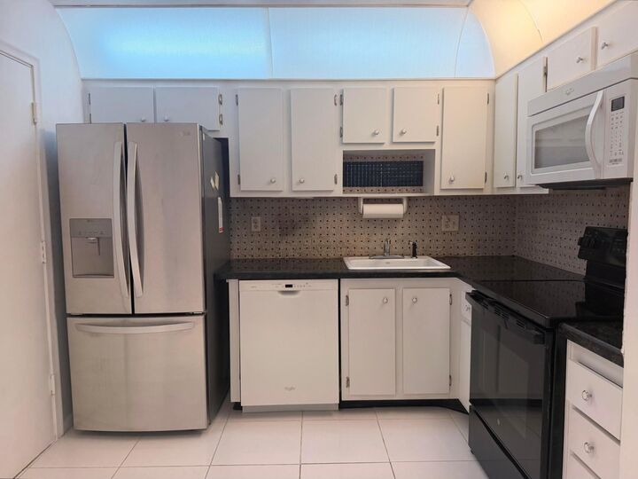 Property Photo: 4751 NW 21st Street 303 FL 33313