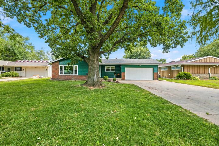 Property Photo: 427 N Pamela Ave. KS 67212