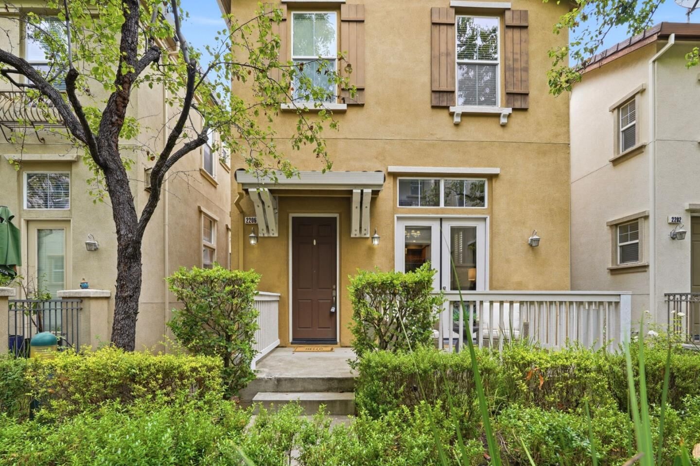 Property Photo: 2206 Golden Crest CA 95125