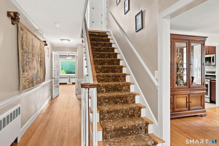 Property Photo: 37 Cleveland Road CT 06515
