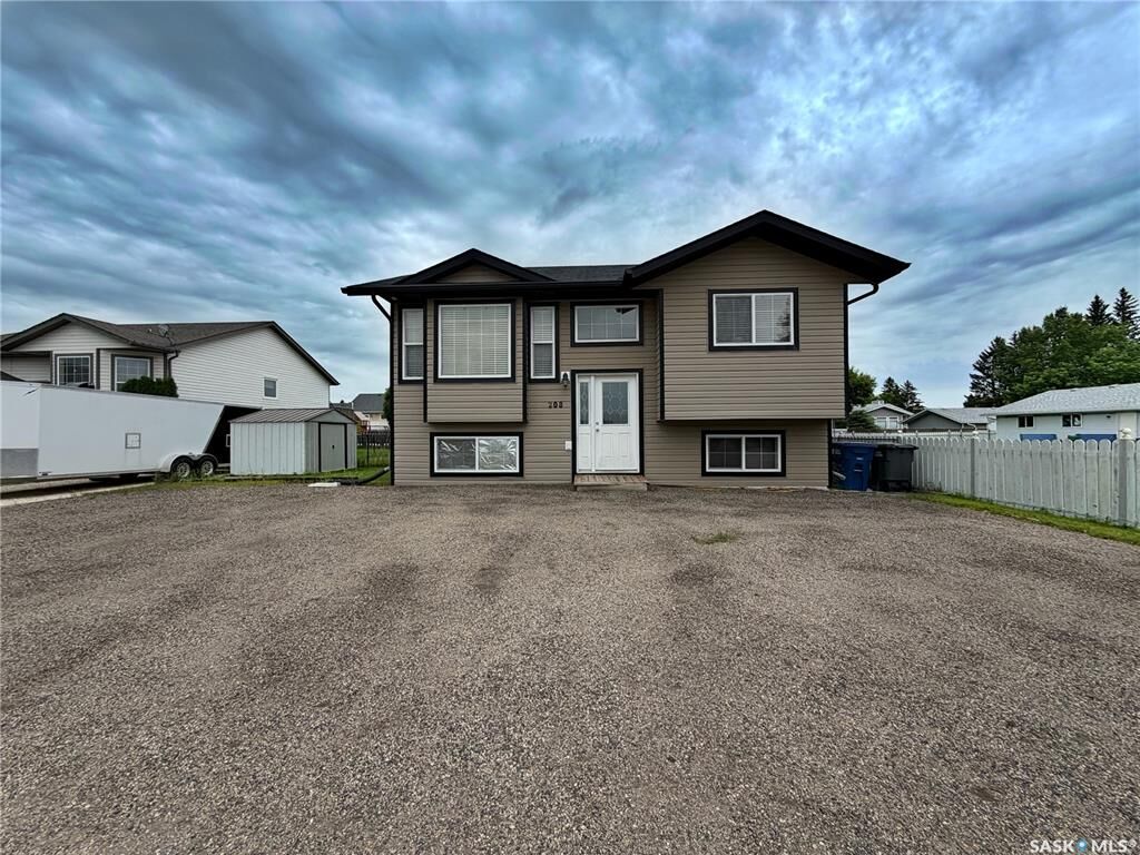 Property Photo: 208 Kelly Street SK S0A 3L0
