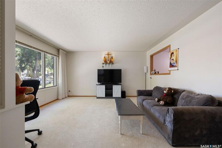 Property Photo: 4343 England Road SK S4R 4P2